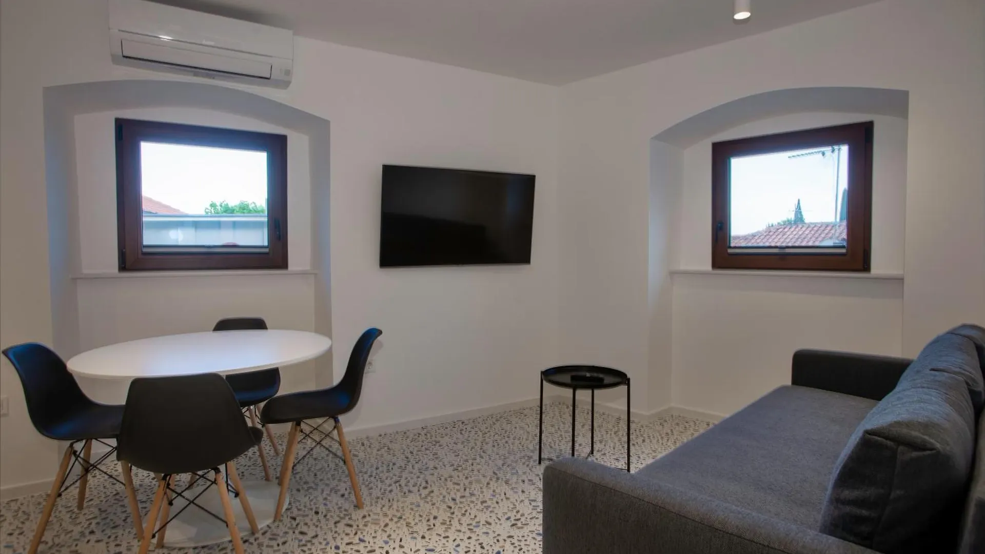Villa Ula Premium Apartments ,Free Private Parking Opatija 0*,