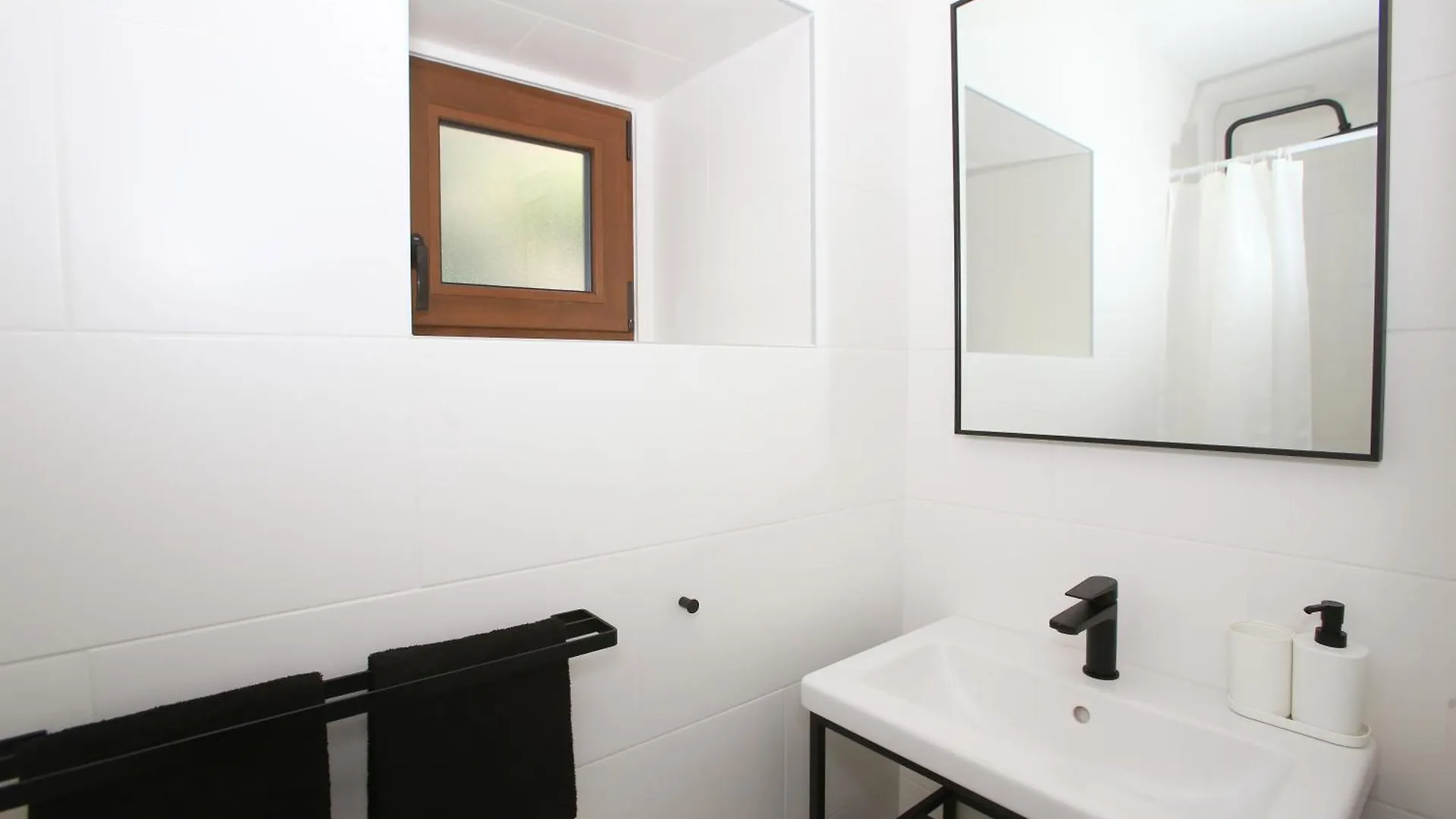 Villa Ula Premium Apartments ,Free Private Parking Abbázia